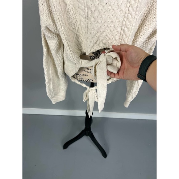 J.O.A chunky knit white cropped sweater with open back tie bow - Picture 8 of 12
